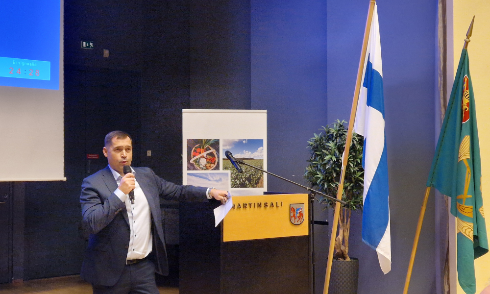 MTK:n tuore puheenjohtaja Tero Hemmilä puhui kokousväelle Kuva: MTK-Varsinais-Suomi